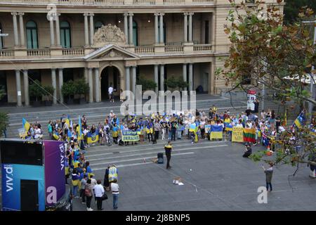 Sydney, Australia. 15th May 2022. Ukrainians held a protest at Customs House, Circular Quay against the Russian invasion of Ukraine. Credit: Richard Milnes/Alamy Live News Stock Photo