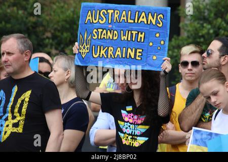 Sydney, Australia. 15th May 2022. Ukrainians held a protest at Customs House, Circular Quay against the Russian invasion of Ukraine. Credit: Richard Milnes/Alamy Live News Stock Photo