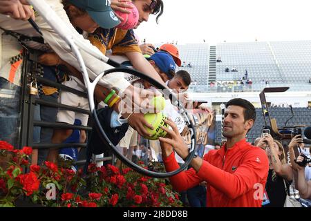 Rome, Italy , May 15th , 2022 Pictured left to right, Novak Djokovic (Srb) wins the  ATP Rome Tennis Tournament Credit: Massimo Insabato/Alamy Live News Stock Photo