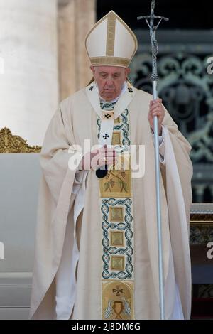 Italy, Rome, Vatican, 15/05/02. Pope Francis presides over the ...