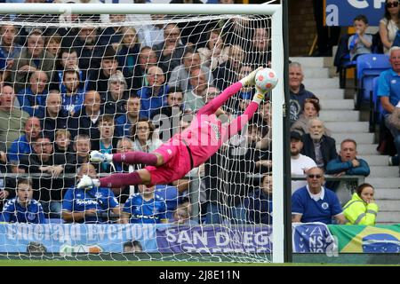 Everton, UK. 15th May, 2022. David Raya, the goalkeeper of Brentford makes a spectacular save. Premier League match, Everton v Brentford at Goodison Park in Liverpool on Sunday 15th May 2022. this image may only be used for Editorial purposes. Editorial use only, license required for commercial use. No use in betting, games or a single club/league/player publications. pic by Chris Stading/Andrew Orchard sports photography/Alamy Live news Credit: Andrew Orchard sports photography/Alamy Live News Stock Photo