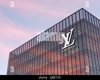 Paris, France. May 2, 2022. Editorial Use Only, 3D CGI. Louis Vuitton  Signage Logo on Top of Glass Building. Multinational Fashion Company Office  Head Stock Photo - Alamy