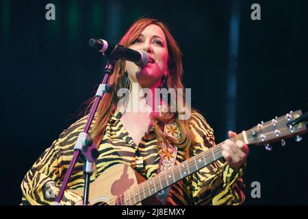 Madrid, Spain. 15th May, 2022. Singer Mai Meneses known as Nena Daconte performs during the concert of San Isidro at Madrid's Plaza Mayor. (Photo by Atilano Garcia/SOPA Images/Sipa USA) Credit: Sipa USA/Alamy Live News Stock Photo