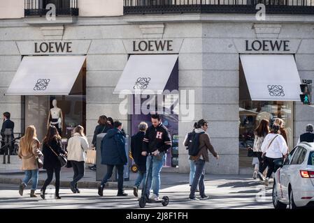 Spanish loewe discount