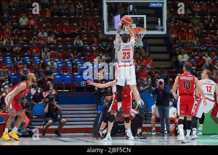 Milan, Italy. 15th May, 2022. Justin Johnson (UNAHOTELS Reggio Emilia) during Playoff - AX Armani Exchange Milano vs Unahotels Reggio Emilia, Italian Basketball A Serie Championship in Milan, Italy, May 15 2022 Credit: Independent Photo Agency/Alamy Live News Stock Photo