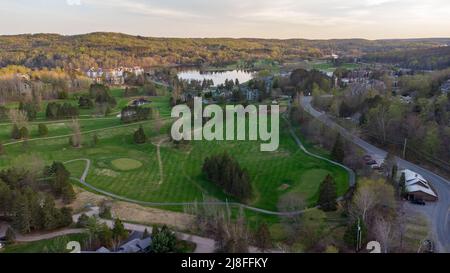 Huntsville Ontario Canada, A very popular spot. Deerhurst Resort Aerial on 1235 Deerhurst Dr. Luke Durda/Alamy Stock Photo