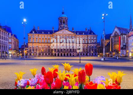 Amsterdam, Netherlands. Dam Square with the Royal Palace and the New Church (Nieuwe Kerk). Stock Photo