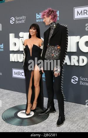 May 15, 2022, Las Vegas, NV, USA: LOS ANGELES - MAY 15:  Megan Fox, Machine Gun Kelly at the 2022 Billboard Music Awards at MGM Garden Arena on May 15, 2022 in Las Vegas, NV (Credit Image: © Kay Blake/ZUMA Press Wire) Stock Photo