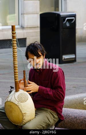 Mali String Instrument The Kora is a traditional 21-stringed instrument from West Africa ...