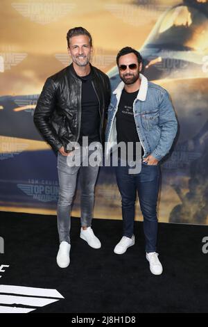 May 16, 2022: TIM ROBARDS and CAM MERCHANT attending the Top Gun Maverick Sydney Premiere at Hoyts Entertainment Quarter on May 16, 2022 in Sydney, NSW Australia  (Credit Image: © Christopher Khoury/Australian Press Agency via ZUMA  Wire) Stock Photo