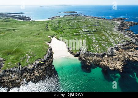 Dogs Bay beach, a horseshoe shaped bay with more than a mile long stretch of white sandy beach in county Galway, Ireland Stock Photo