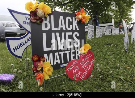 Buffalo, United States. 16th May, 2022. A Black Lives Matter sign is placed near the site of a mass shooting on Saturday afternoon at a supermarket in Buffalo, New York on Monday, May 16 2022. Ten people were killed and three injured during a mass shooting at a supermarket on Saturday afternoon in Buffalo. Photo by Aaron Josefczyk/UPI Credit: UPI/Alamy Live News Stock Photo