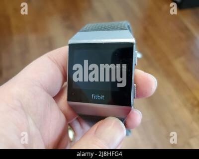 Fitbit ionic silver shop grey