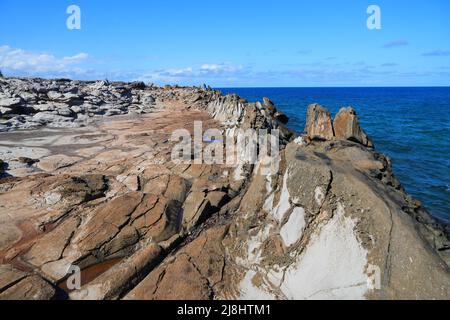 Dragon's Teeth sharp lava rocks on Makaluapuna Point in West Maui, Hawaii - Rock formations due to the fast cooling of the lava flowing into the Pacif Stock Photo