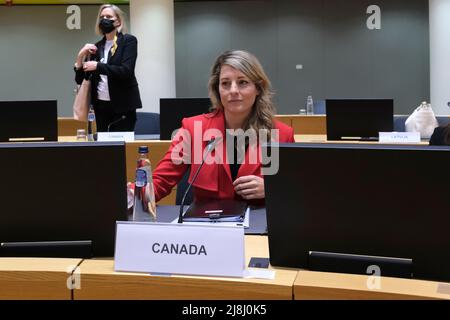 Brussels, Belgium. 16th May, 2022. Canada's Foreign Minister Melanie Joly arrives for a Foreign Affairs Council (FAC) meeting at the EU headquarters in Brussels, Belgium on May 16, 2022. Credit: ALEXANDROS MICHAILIDIS/Alamy Live News Stock Photo