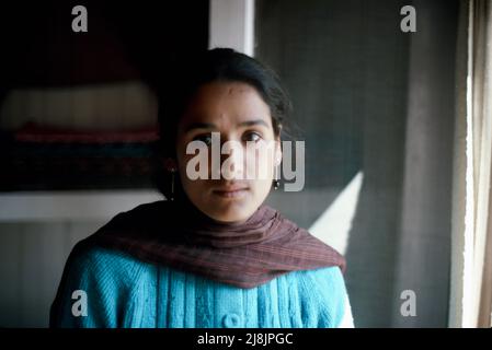 Kashmiri people in Srinagar 1986 Stock Photo - Alamy