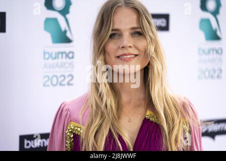 2022-05-16 15:43:56 BUSSUM - Ilse de Lange on the red carpet, prior to the presentation of the Buma Awards in Spant. The awards are presented to composers, lyricists and their music publishers in various categories. ANP JEROEN JUMELET netherlands out - belgium out Stock Photo