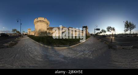 360 degree panoramic view of Walls of Avignon