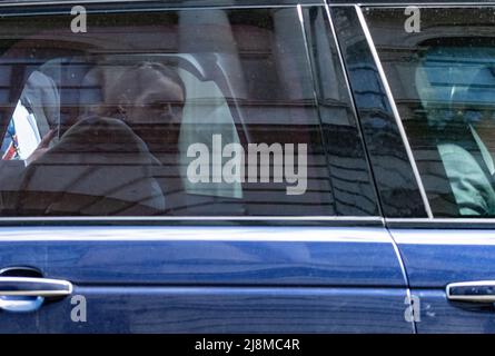 London, UK. 17th May, 2022. leaves a cabinet meeting at 10 Downing Street London. Credit: Ian Davidson/Alamy Live News Stock Photo