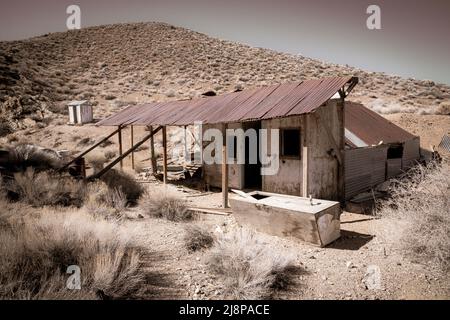 Abandoned mining camp at the Eureka Mine in Death Valley, California Stock Photo