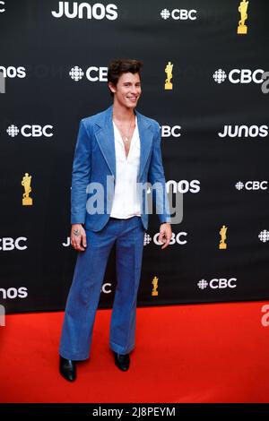 Pop star Shawn Mendeson the Red Carpet at the 2022 Juno Awards in Toronto, CANADA Stock Photo