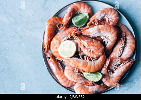 ocean king prawns or jumbo shrimps Stock Photo