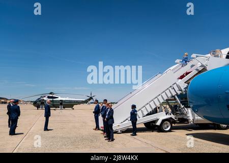 US President Joe Biden watches as First Lady Jill Biden boards her plane at Joint Base Andrews in Maryland, USA. 18th May, 2022. The First Lady is departing on a trip to Ecuador. Credit: Sipa USA/Alamy Live News Stock Photo