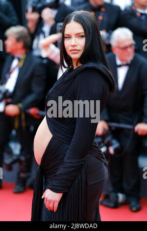 Cannes, France. 18th May, 2022. Cannes, France, Wednesday, May. 18, 2022 - Adriana Lima is seen at the Top Gun Maverick red carpet during the 75th Cannes Film Festival at Palais des Festivals et des Congrès de Cannes . Picture by Credit: Julie Edwards/Alamy Live News Stock Photo