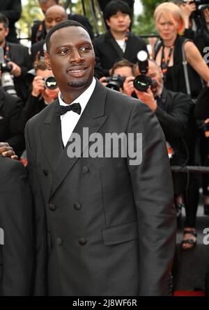 Cannes, France. 18th May, 2022. CANNES, FRANCE. May 18, 2022: Omar Sy at the gala premiere for TopGun: Maverick at the 75th Festival de Cannes. Picture Credit: Paul Smith/Alamy Live News Stock Photo