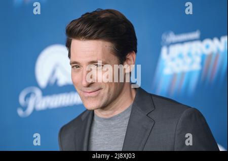 Tony Dokoupil attends the Paramount Upfront 2002 Post Party blue carpet