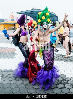 Mermaid parade in Coney Island, Brooklyn, New York City Stock Photo