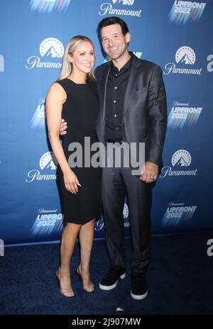 Glendale, AZ, USA. 31st Jan, 2015. Tony Romo, Candice Crawford at arrivals  for DIRECTV's Super Saturday Night Super Bowl Party, DIRECTV Super Fan  Stadium at Pendergast Family Farm, Glendale, AZ January 31