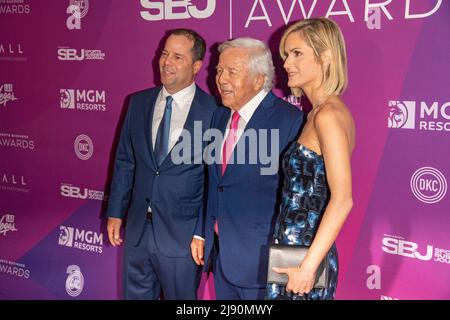 New York, United States. 18th May, 2022. Dan Kraft, Robert Kraft and Dana Blumberg attend the 15th Annual Sports Business Awards at New York Marriott Marquis Hotel in New York City. (Photo by Ron Adar/SOPA Images/Sipa USA) Credit: Sipa USA/Alamy Live News Stock Photo