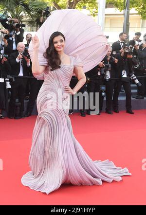 Cannes, France. 19th May, 2022. Indian actress Aishwarya Rai attends the premiere of Armageddon Time at Palais des Festivals at the 75th Cannes Film Festival, France on Thursday, May 19, 2022. Photo by Rune Hellestad/ Credit: UPI/Alamy Live News Stock Photo