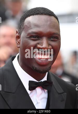 Cannes, France. 19th May, 2022. French actor Omar Sy attends the premiere of Top Gun: Maverick at Palais des Festivals at the 75th Cannes Film Festival, France on Wednesday, May 18, 2022. Photo by Rune Hellestad/ Credit: UPI/Alamy Live News Stock Photo