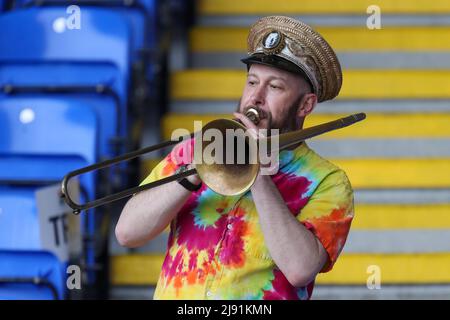 Warrington, UK. 19th May, 2022. Pre game entertainment for the fans in Warrington, United Kingdom on 5/19/2022. (Photo by James Heaton/News Images/Sipa USA) Credit: Sipa USA/Alamy Live News Stock Photo