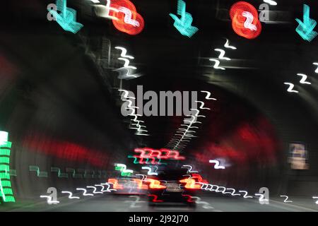 20.08.2021, Jena, Thuringia, Germany - Symbolic photo: blurred vision in a car tunnel. 00S210820D598CAROEX.JPG [MODEL RELEASE: NO, PROPERTY RELEASE: N Stock Photo