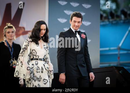 Tom Cruise, Jennifer Connelly, & 'Top Gun: Maverick' Cast Glam Up for Royal  Premiere in London!: Photo 4760585