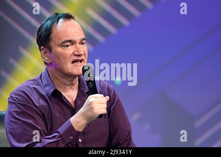 Hamburg, Germany. 18th May, 2022. Director Quentin Tarantino during his appearance. The OMR digital festival in Hamburg focuses on a combination of trade fair, workshops and party. Credit: Jonas Walzberg/dpa/Alamy Live News Stock Photo