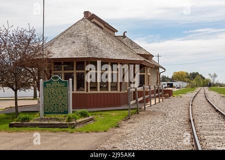 Marlette, Michigan - The historic Flint & Pere Marquette Railroad Depot. The depot was built in 1890. It is now ooperated as a museum by the Marlette Stock Photo