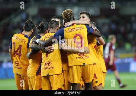 Turin, Italy. 20 May 2022. Players of Torino FC pose for a team photo prior  to the Serie A football match between Torino FC and AS Roma. Credit: Nicolò  Campo/Alamy Live News