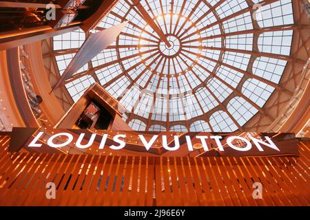 SHANGHAI, CHINA - MAY 29, 2021 - A Louis Vuitton store in Shanghai, China,  April 29, 2021. May 19, 2022 -- court hearing on LouisVuitton's (LV) luxury  store for selling fake bags. (Photo by CFOTO/Sipa USA Stock Photo - Alamy