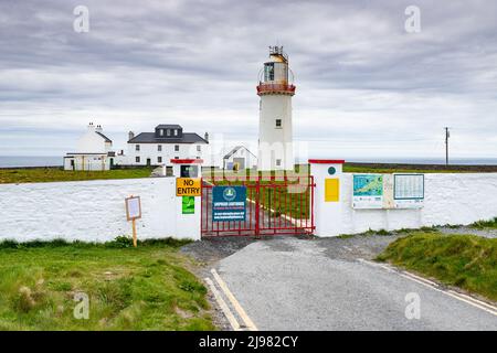 Loop Head lighthouse on the Wild Atlantic Way, County Clare, Ireland Stock Photo