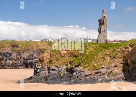 Ballybunion beach and castle on the west coast of Ireland Stock Photo