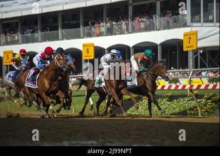 Balitmore, United States. 21st May, 2022. Horses race down the track during The 24th Running of The Sir Barton Stakes at the Pimlico Race Course in Baltimore, Maryland on Saturday, May 21, 2022. Photo by Bonnie Cash/UPI Credit: UPI/Alamy Live News Stock Photo