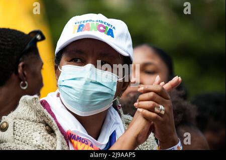 A supporter of left-wing vice-presidential candidate for the political alliance 'Pacto Historico' Francia Marquez, wears a campaign cap during her closing campaign rally in Bogota, Colombia on May 21, 2022. Photo: Chepa Beltran/Long Visual Press Stock Photo