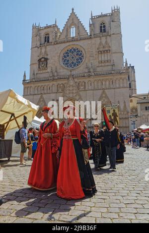 LYON, FRANCE, May 21, 2022 : Fete de la Renaissance (Renaissance Festival) takes place in the streets of historic city with parade of costumed people, Stock Photo