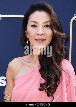 LOS ANGELES, CALIFORNIA, USA - MAY 21: Malaysian actress Michelle Yeoh arrives at Gold House's Inaugural Gold Gala 2022: The New Gold Age held at Vibiana on May 21, 2022 in Los Angeles, California, United States. (Photo by Xavier Collin/Image Press Agency) Stock Photo