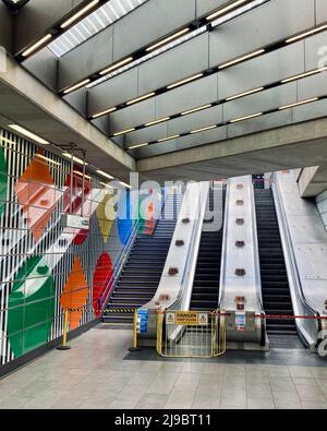 Escalators at Tottenham Court Road London Underground station leading ...