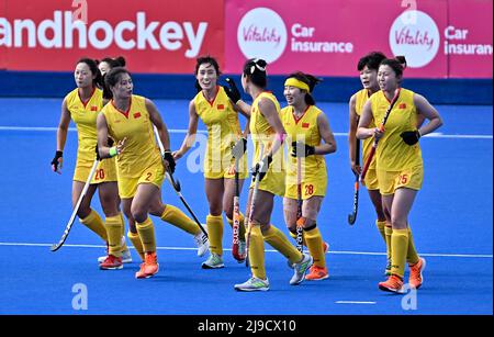 Stratford, United Kingdom. 22nd May, 2022. England V China Womens FIH Pro League. Lee Valley Hockey centre. Stratford. Yang Chen (China, 26) is congratulated by her team mates after she scores the 3rd China goal during the England V China Womens FIH Pro League hockey match. Credit: Sport In Pictures/Alamy Live News Stock Photo